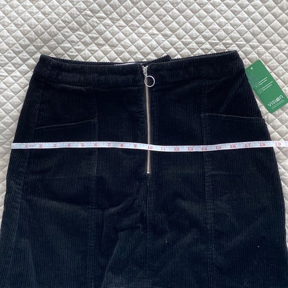 100% Organic Cotton Zipped Mini Corduroy Skirt - Picture 14 of 14